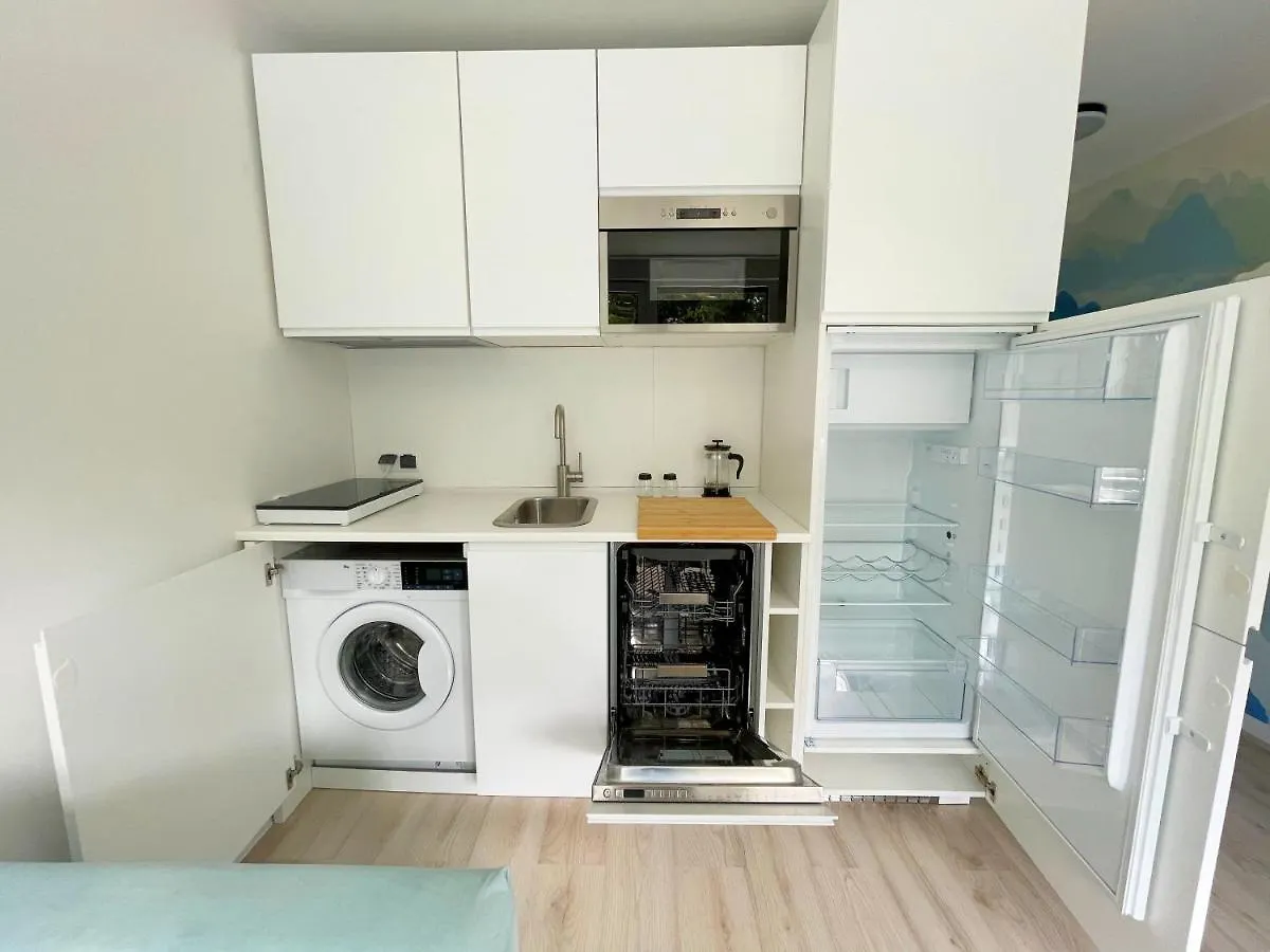 Batorego 18 Blue: Central Mokotów Apartment with Park Views Warsaw Poland