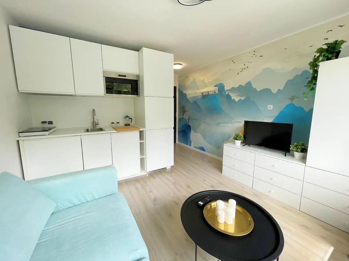 Batorego 18 - Blue - 450M Stacja Metra Pola Mokotowskie, 800M Biblioteka Narodowa, 20M Piekny Park Pola Mokotowskie, 800M Do Sgh - Wifi - Smart Tv - Good Apartments location