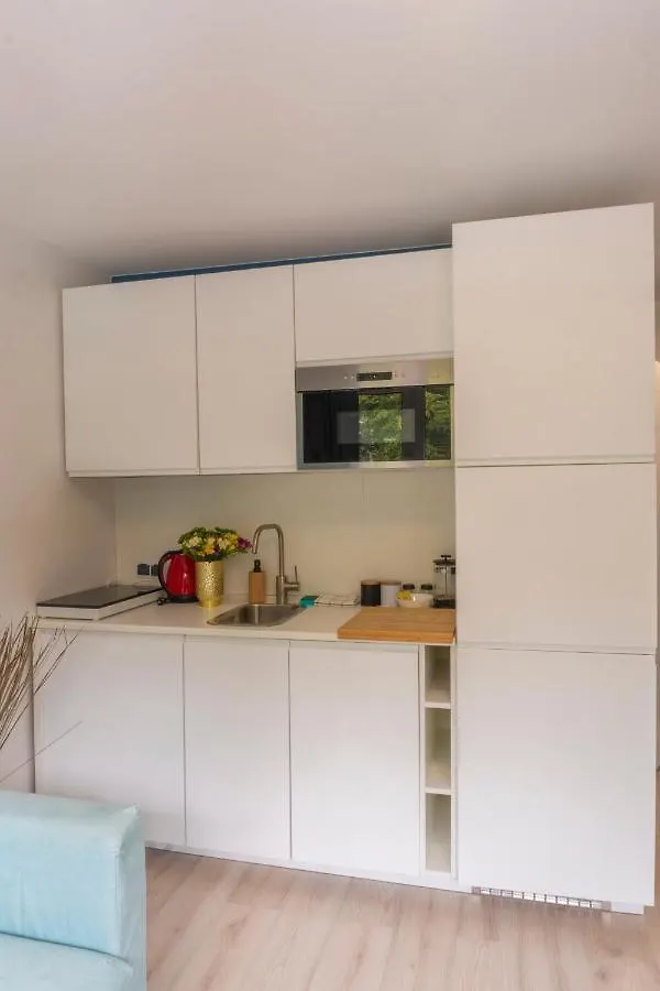 Batorego 18 Blue: Central Mokotów Apartment with Park Views Warsaw 0*,